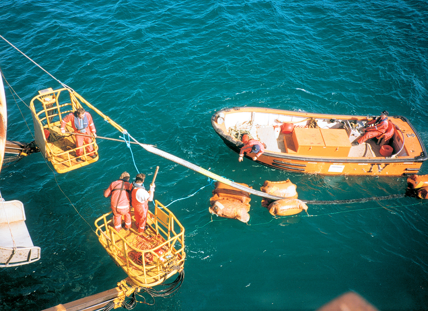 Primera interconexión submarina España – Marruecos. Puesta en servicio, agosto 1997 (explotación comercial mayo 1998)