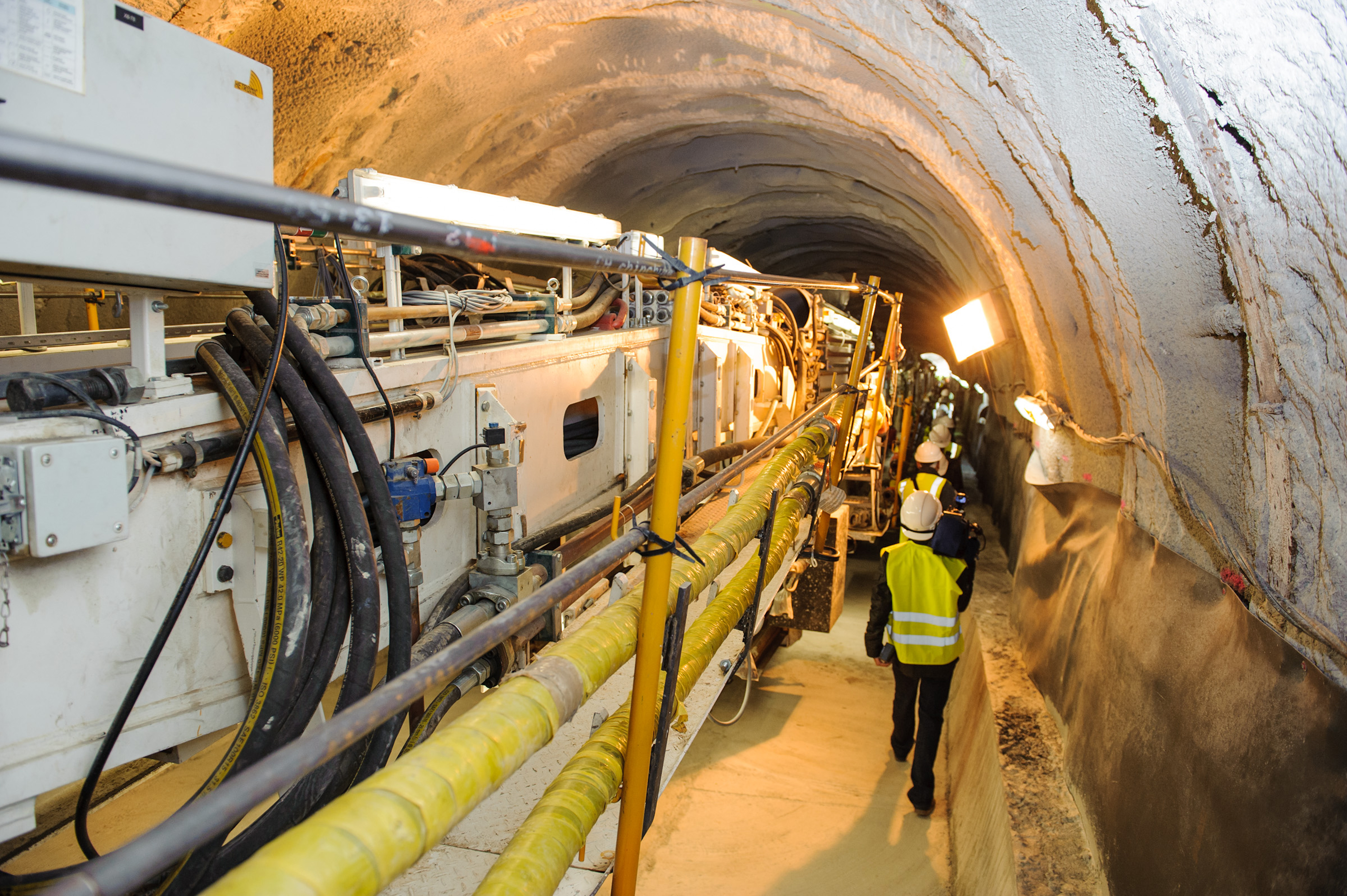 La tuneladora 'Canigó' en la entrada norte del túnel de la interconexión eléctrica España-Francia.