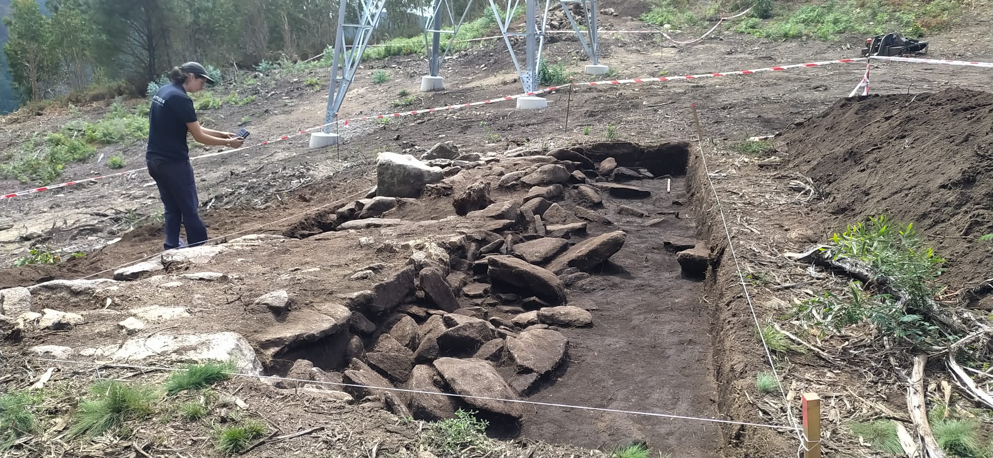 Excavaciones arqueológicas en el entorno de Castro Valente, entre Padrón y La Estrada