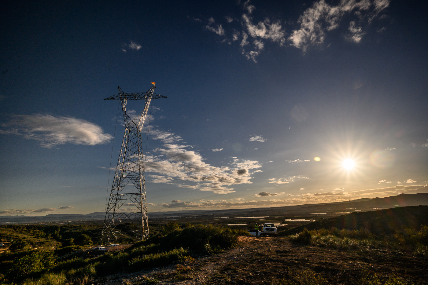 Línea de Red Eléctrica recuperada tras la DANA